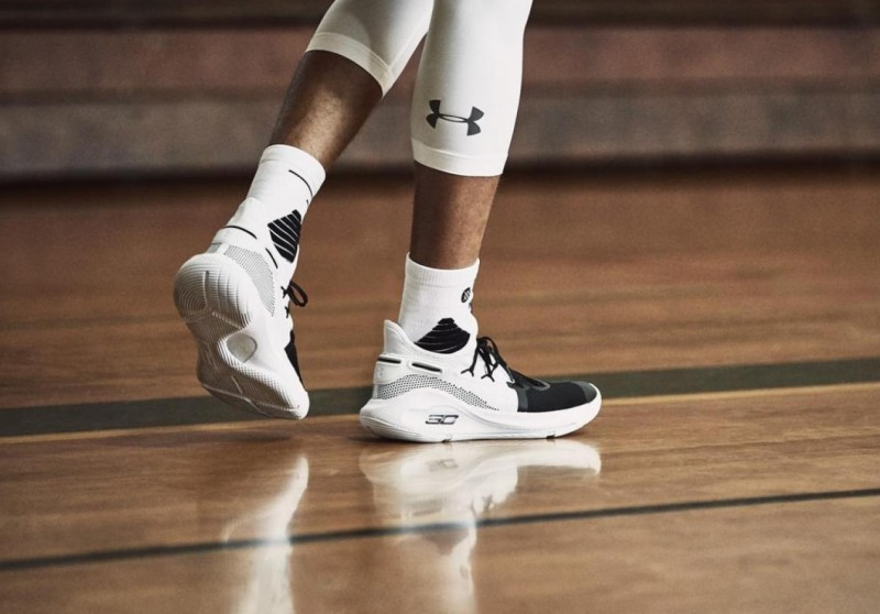 ua curry 6 working on excellence