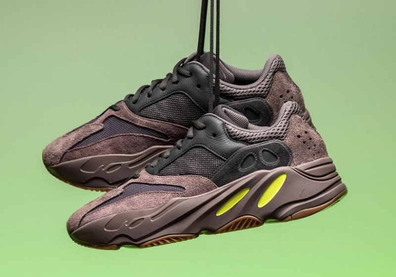 yeezy boost 700 mauve review